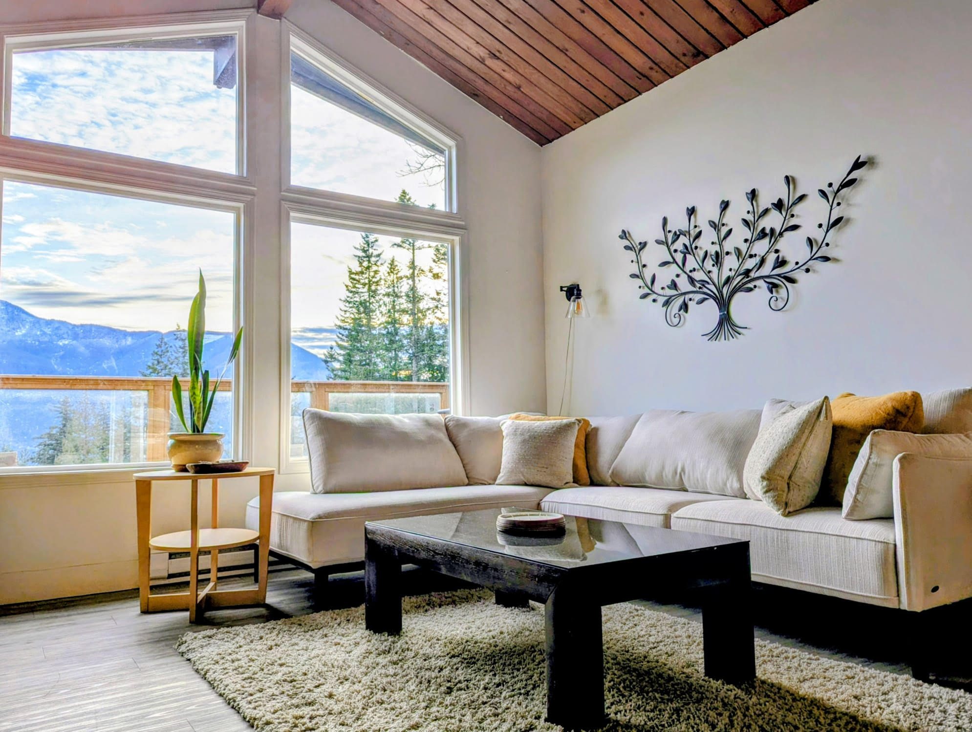 The Luxe Farmhouse at Santé Wellness Retreat